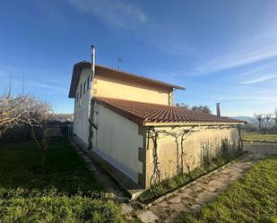 Vista exterior de Casa o xalet en venda en Vitoria - Gasteiz amb Terrassa i Traster