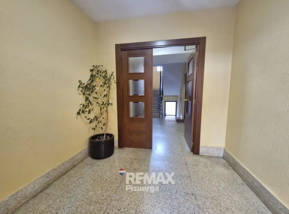 Piso en venta en Benavente con Terraza y Balcón