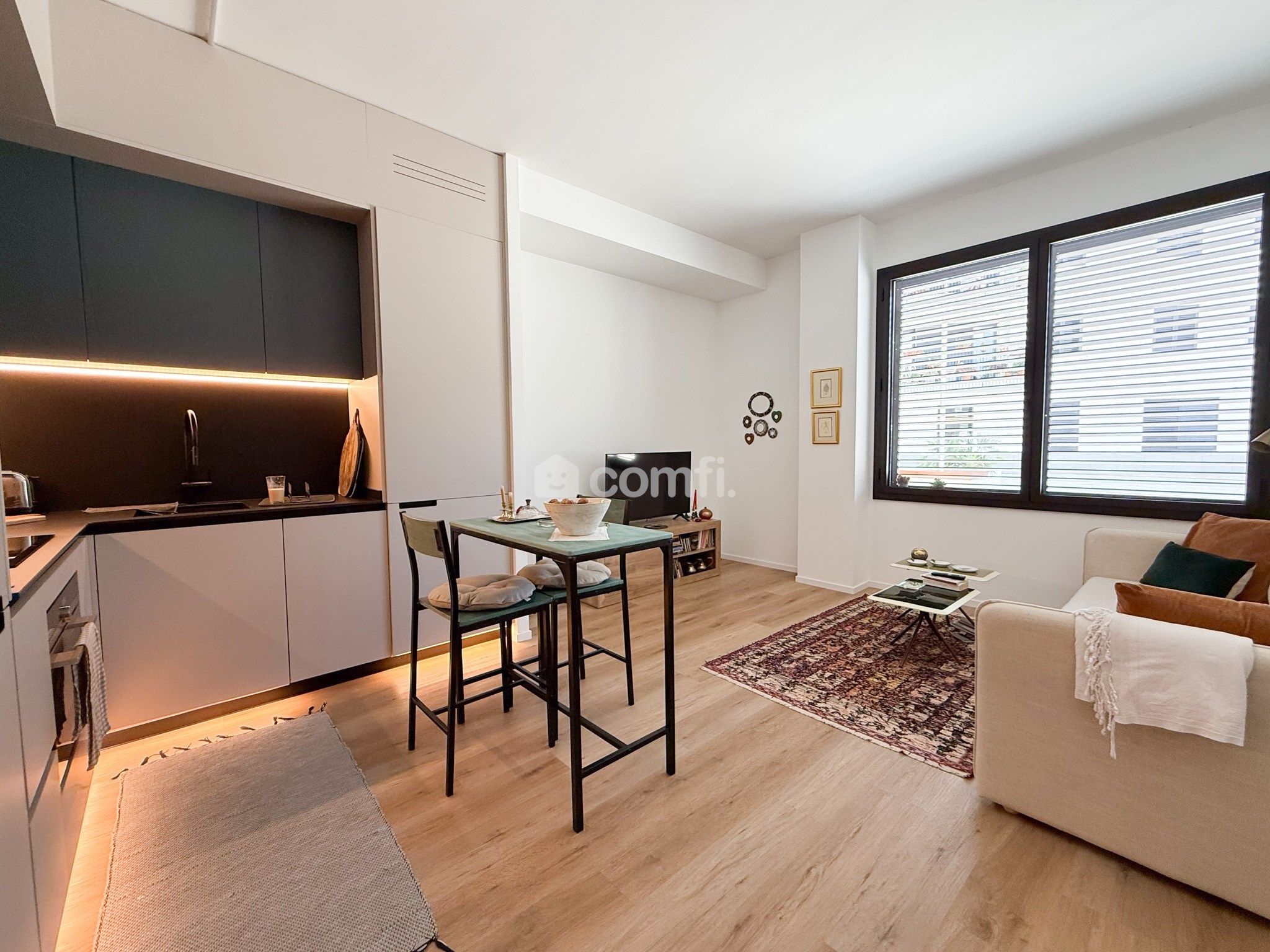 Living room of Flat to rent in Sant Pol de Mar  with Air Conditioner, Terrace and Swimming Pool