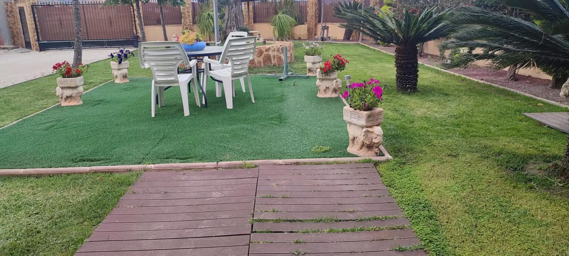 Terrassa de Casa o xalet en venda en Orihuela amb Aire condicionat, Calefacció i Jardí privat