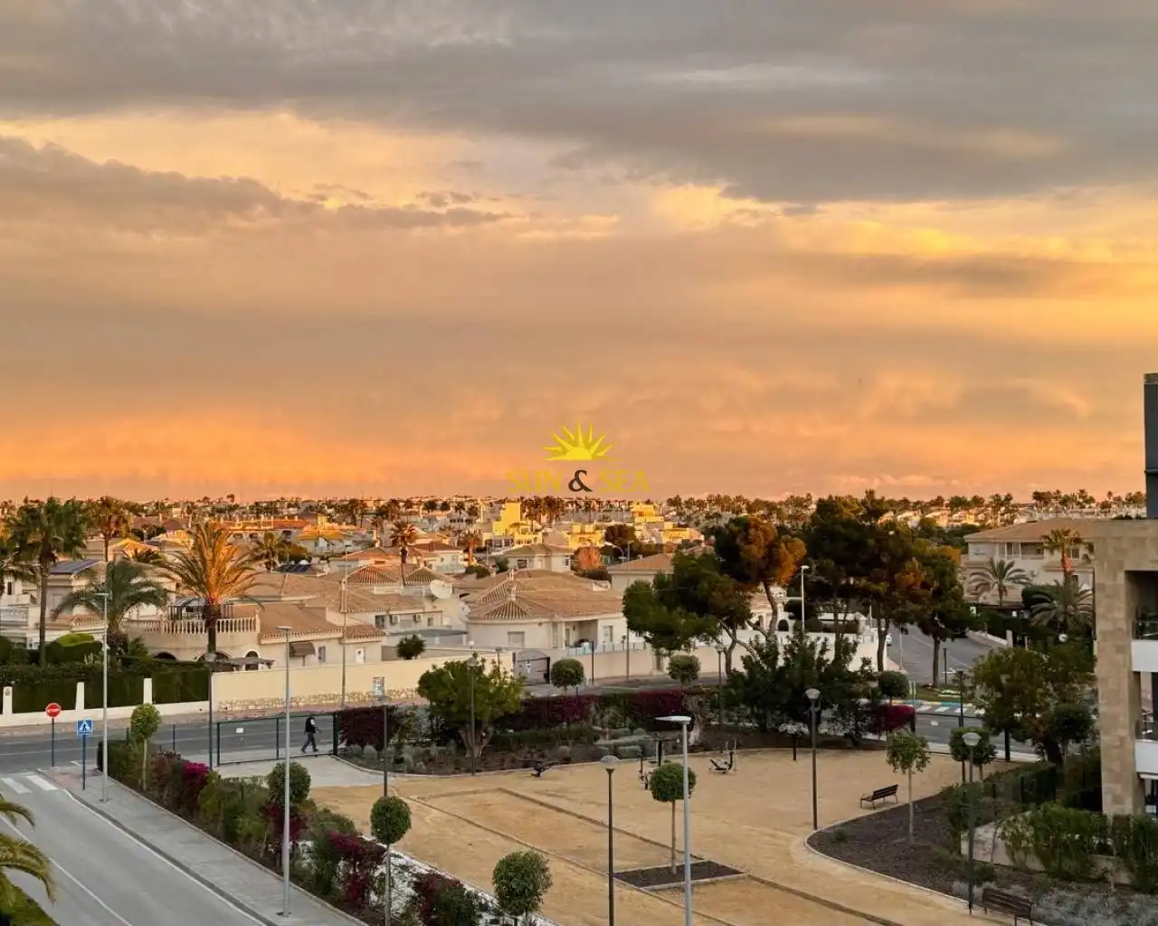 Vista exterior de Ático de alquiler en Orihuela con Aire acondicionado, Calefacción y Terraza
