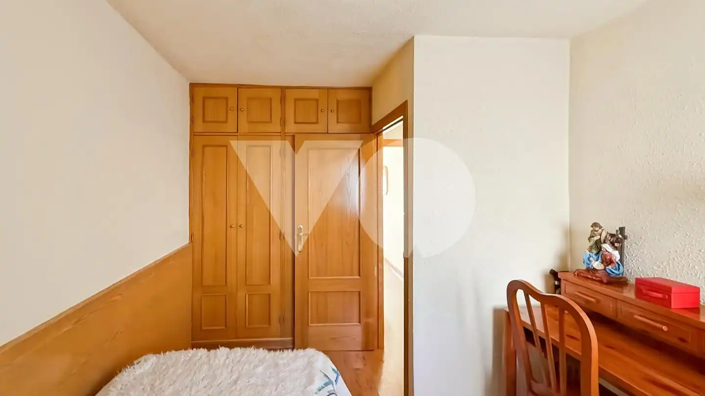 Schlafzimmer von Wohnung zum Verkauf in Madrid mit Heizung und Möbliert