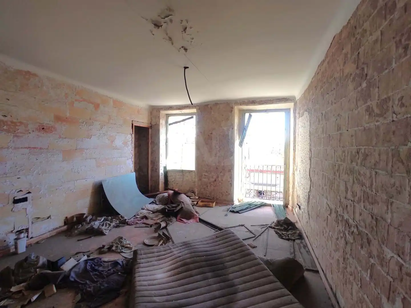 Bedroom of Buildings for sale in Llorenç del Penedès