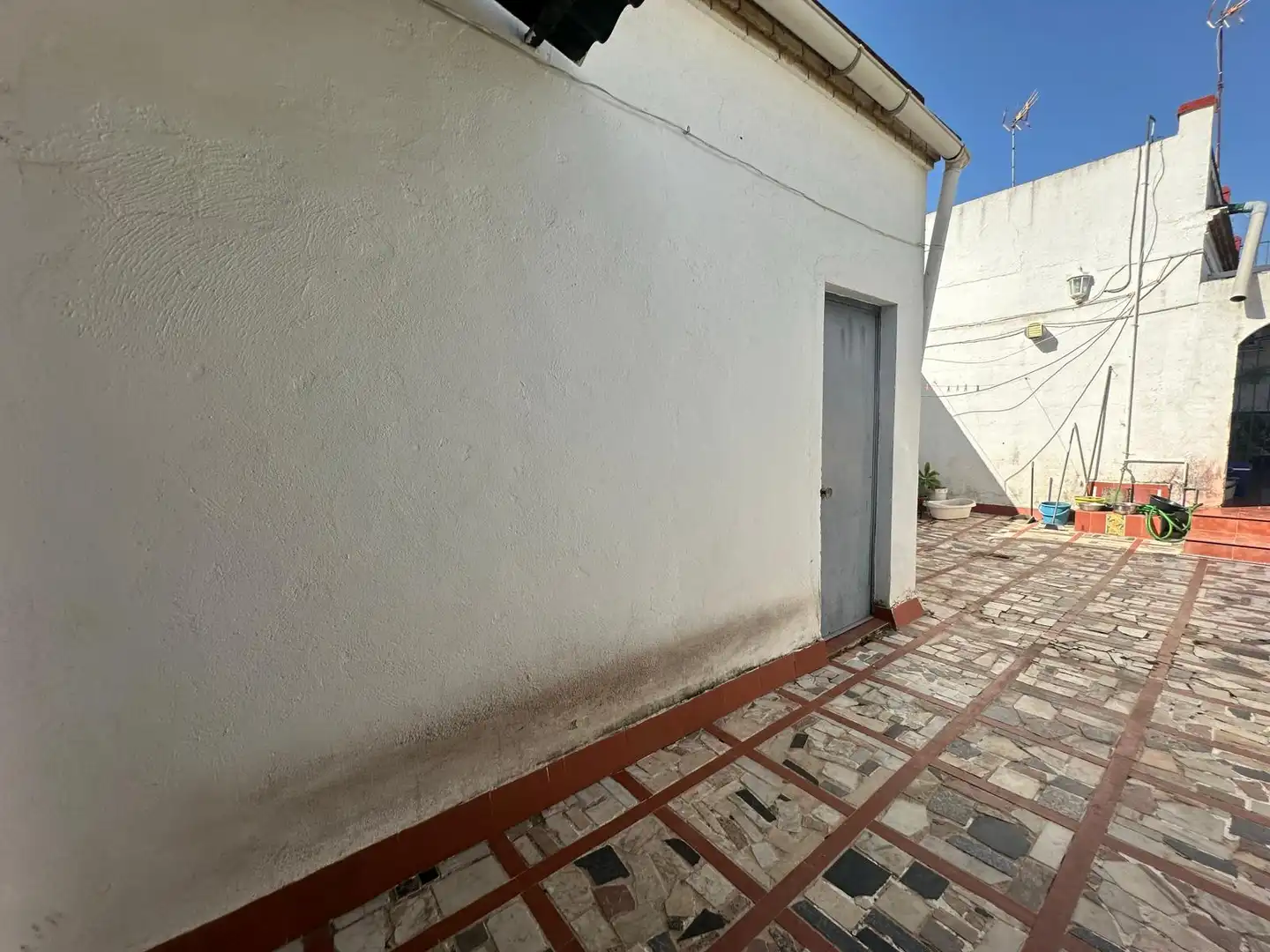 Vista exterior de Casa o chalet en venta en Bormujos con Trastero