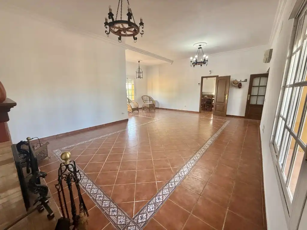 Casa o chalet en venta en Mairena del Alcor con Amueblado y Balcón