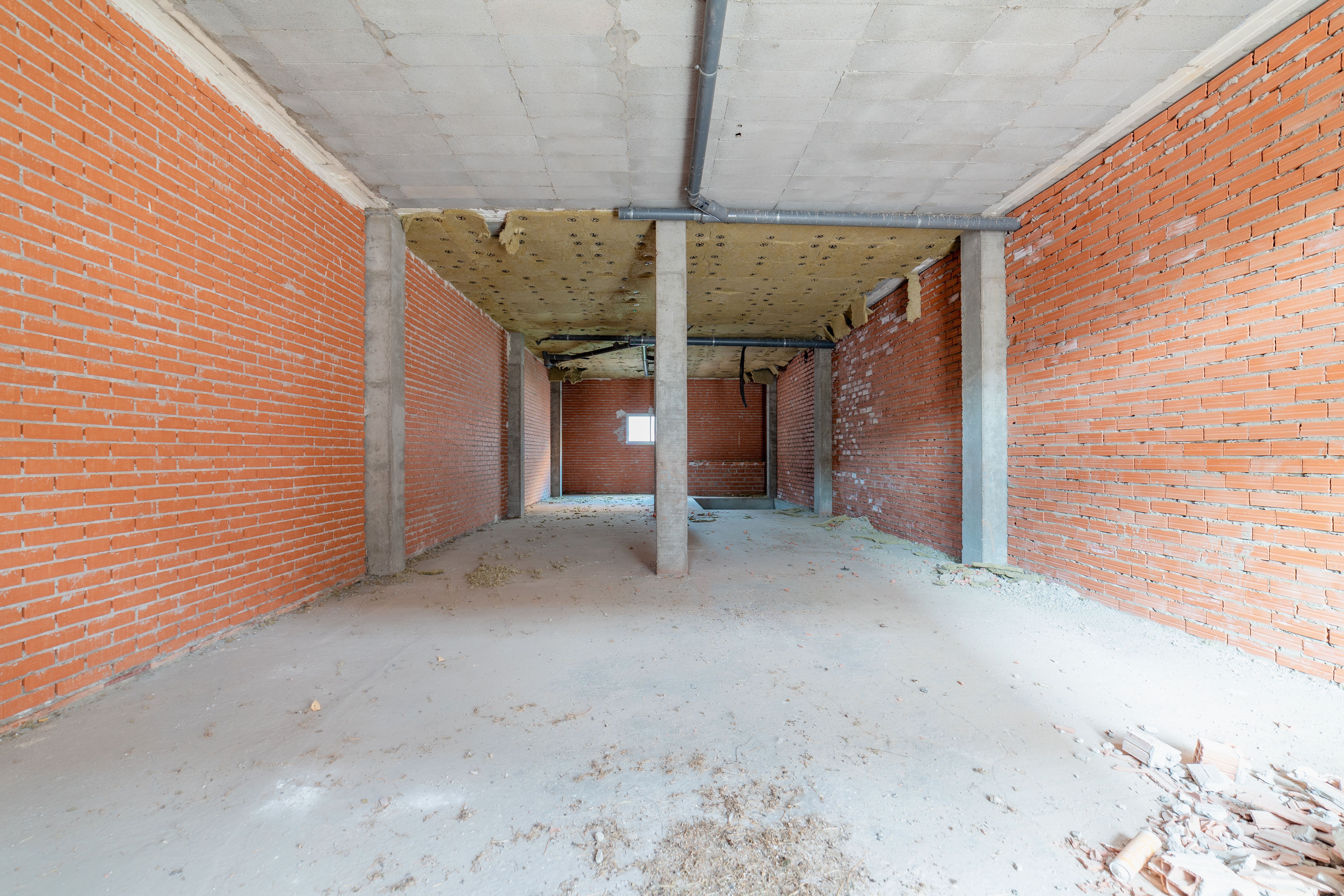 Premises for sale in  Zaragoza Capital