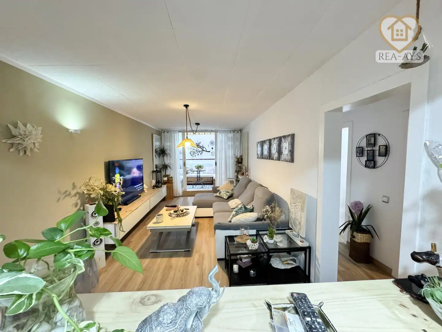 Sala d'estar de Pis en venda en Montcada i Reixac amb Calefacció, Parquet i Terrassa