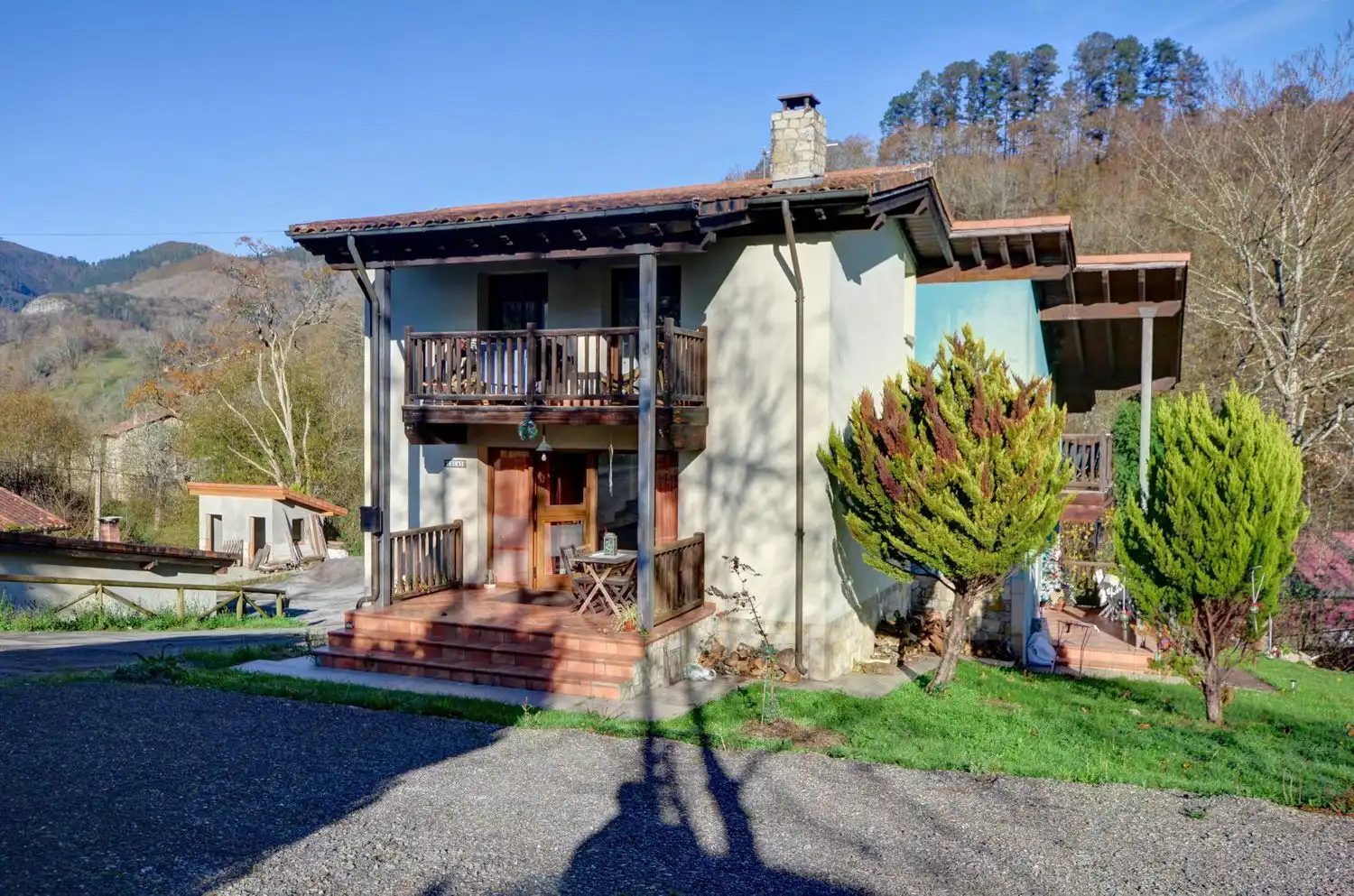 Exterior view of Houses for sale in Cangas de Onís  with Heating, Terrace and Swimming Pool