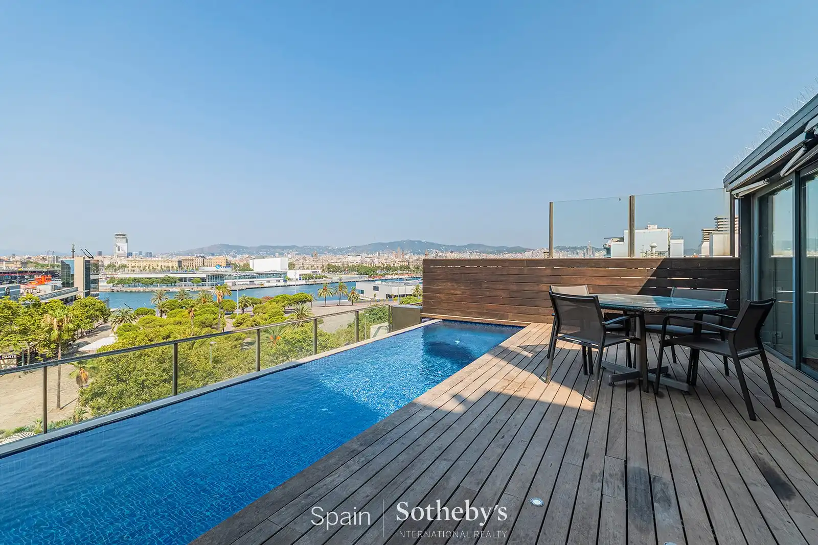 Terraza de Ático en venta en Barcelona con Aire acondicionado, Terraza y Piscina