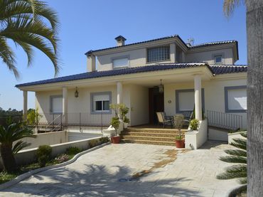 Villa avec piscine à vendre à Altorreal - El Chorrico