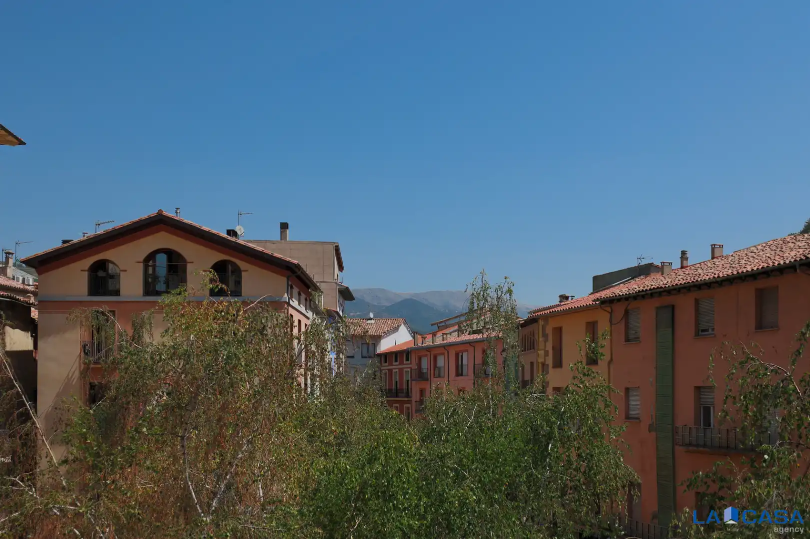 Exterior view of Flat for sale in Ripoll  with Oven, Washing machine and Balcony