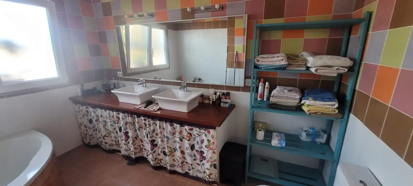Bany de Casa o xalet en venda en Tarifa amb Jardí privat, Moblat i Forn