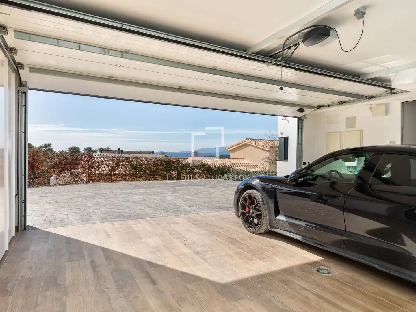 Parking de Casa o chalet en venta en Sant Julià de Ramis con Aire acondicionado, Calefacción y Terraza