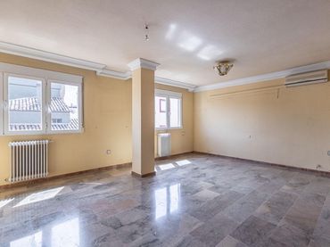 Piso con ascensor en venta en Calle MARQUES DE MONDEJAR