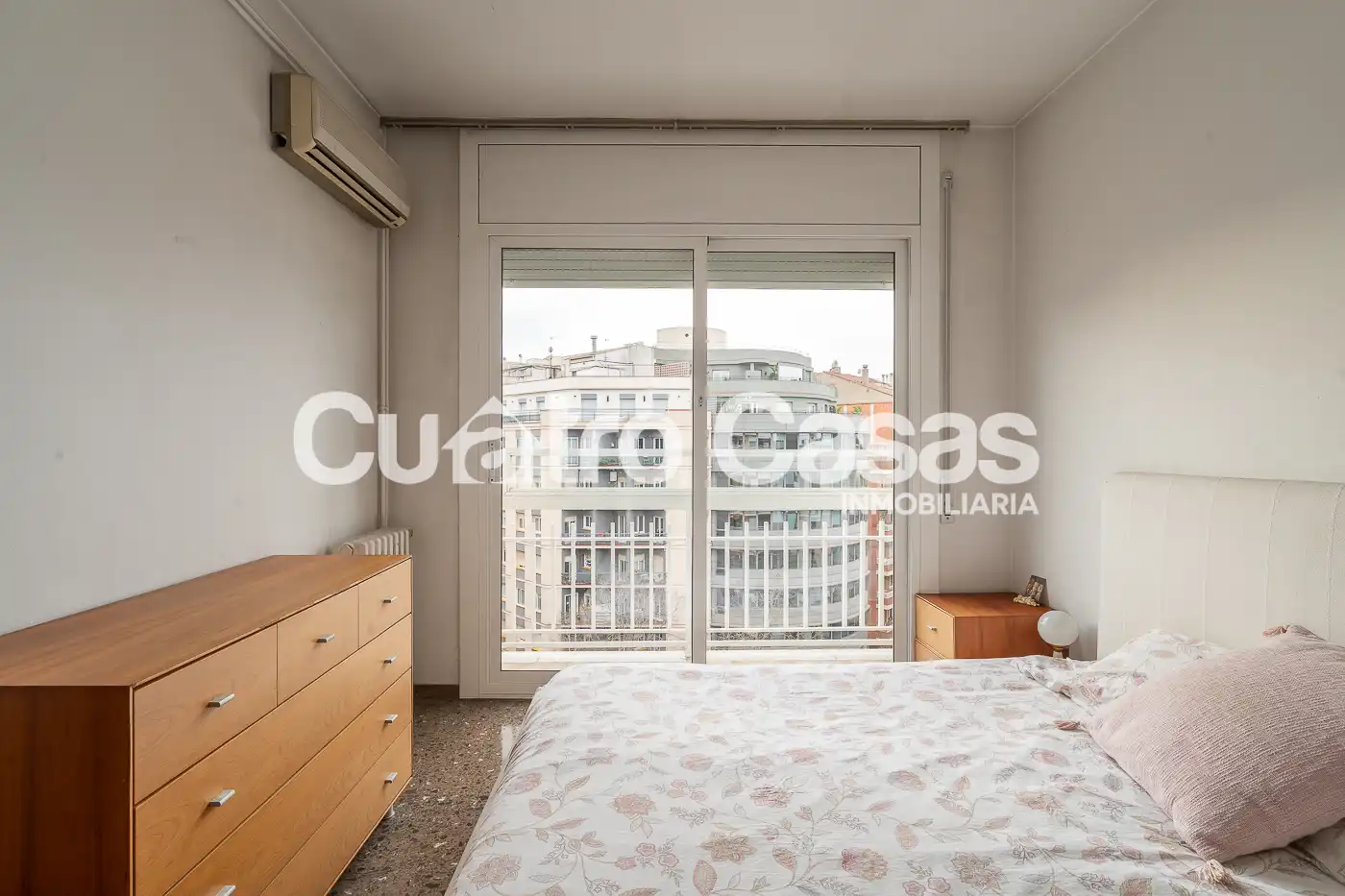 Dormitori de Pis en venda en Barcelona amb Aire condicionat, Calefacció i Terrassa