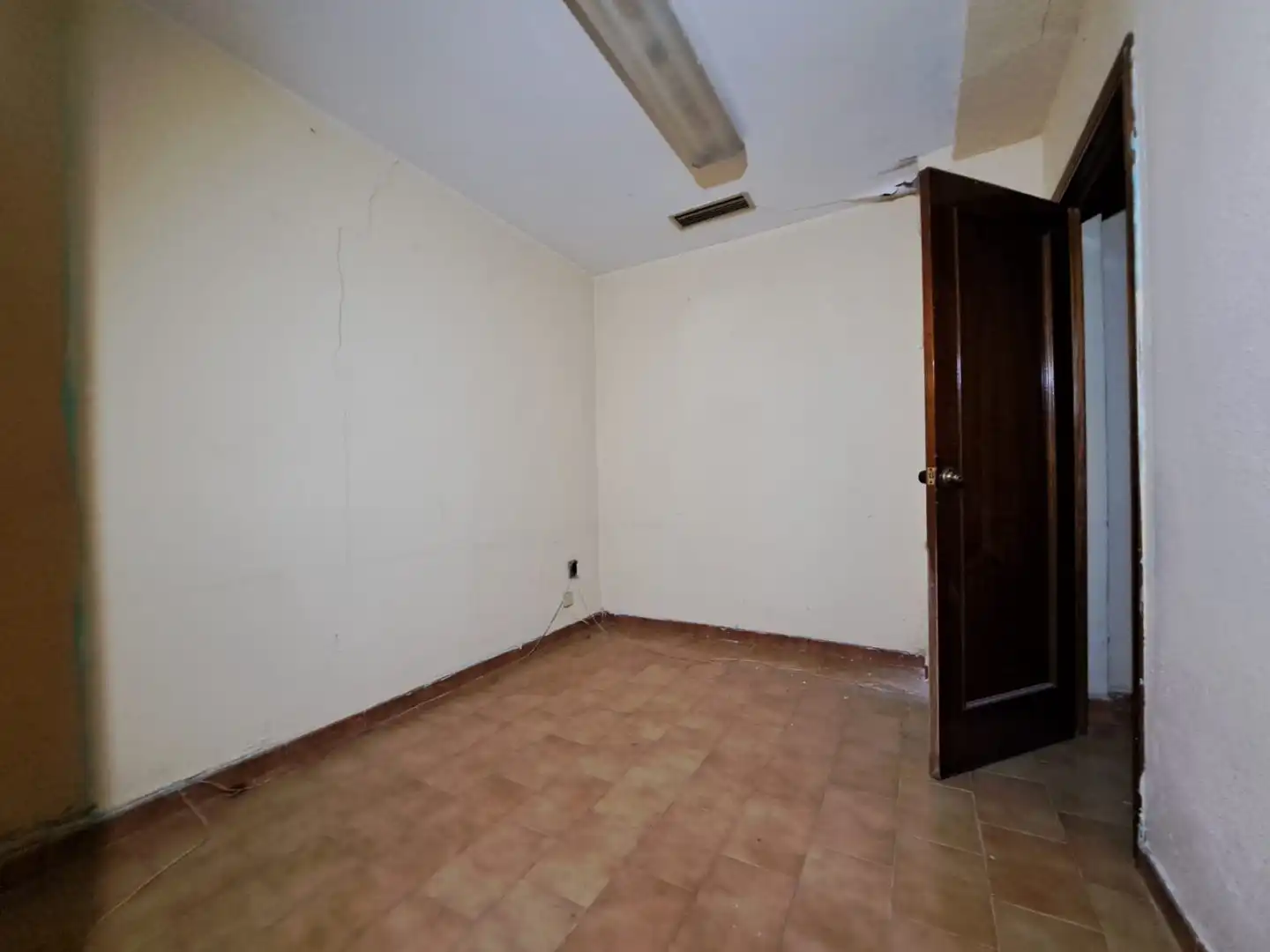 Business premises for sale in Calle de San Blas, imagen 22
