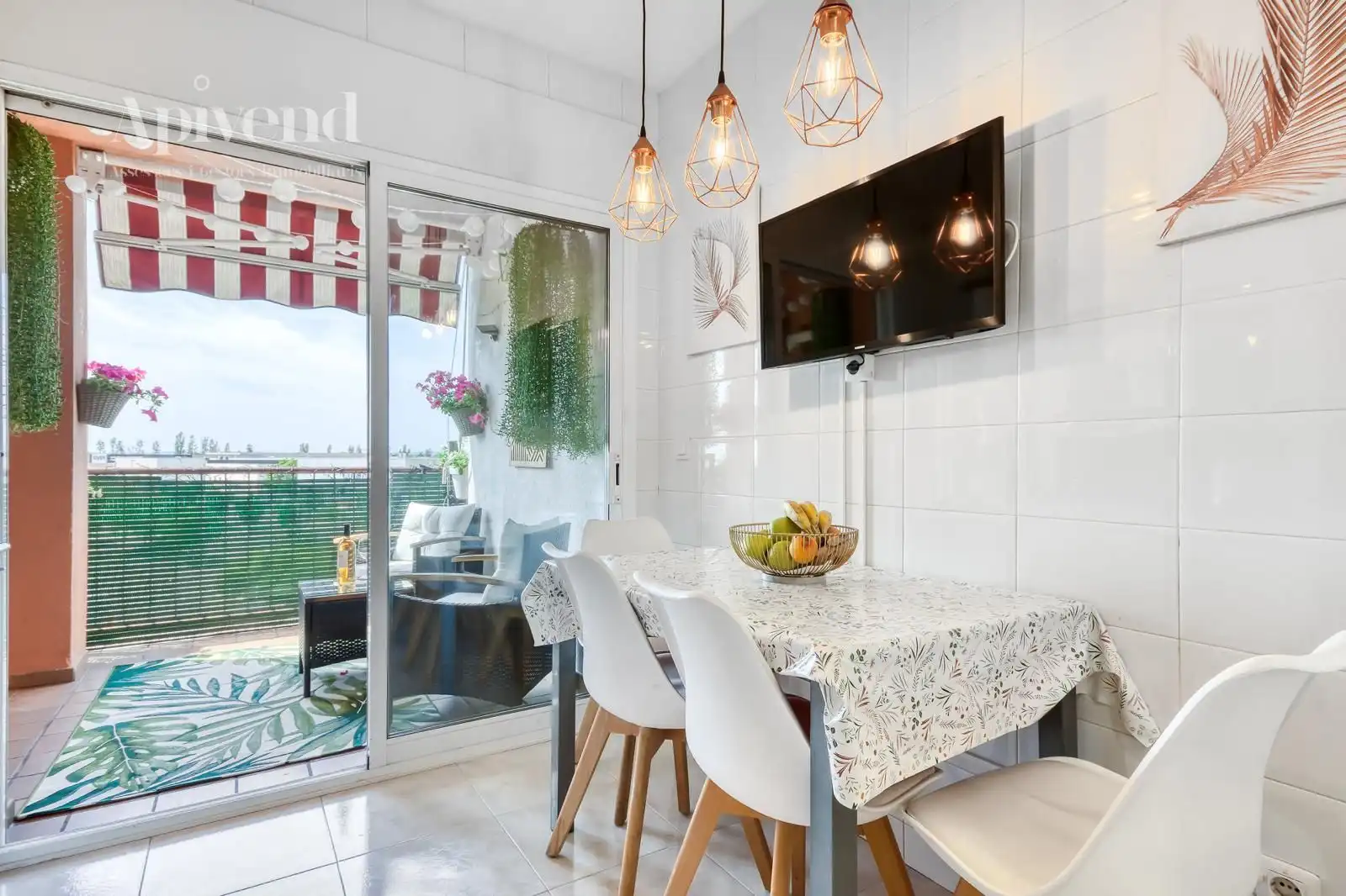 Dining room of Flat for sale in Figueres  with Air Conditioner and Terrace