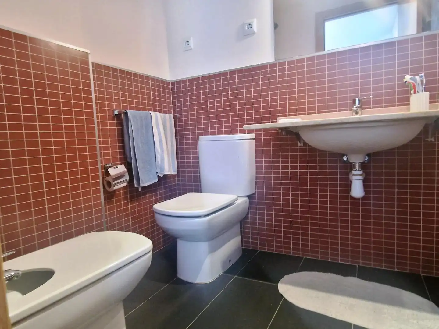 Bathroom of Flat for sale in Cambrils  with Air Conditioner, Furnished and Community pool