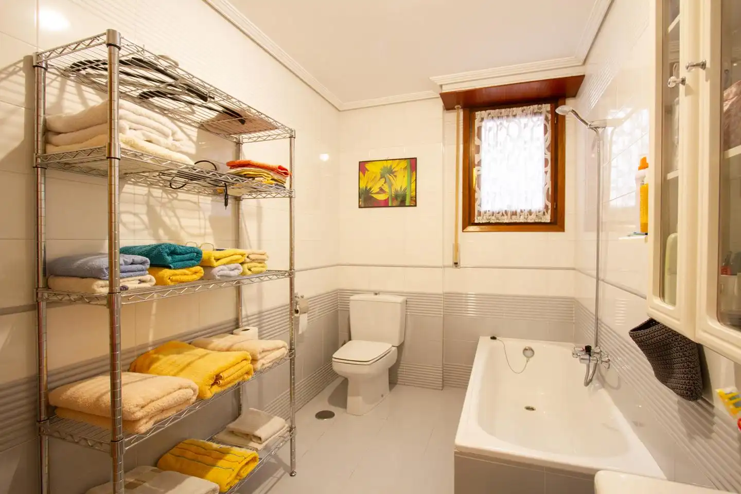 Badezimmer von Maisonette zum Verkauf in Villava / Atarrabia mit Klimaanlage, Heizung und Terrasse