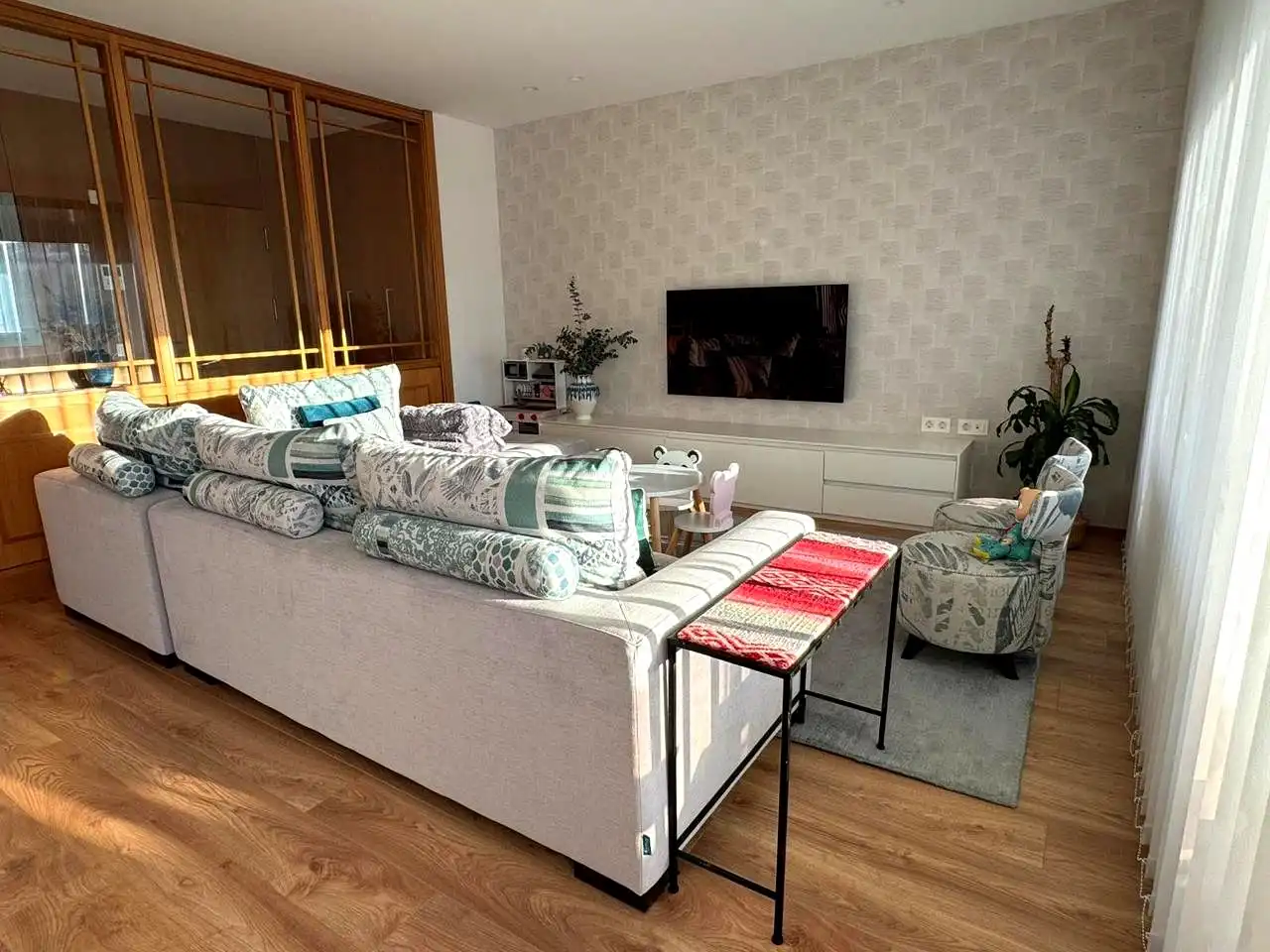 Sala de estar de Piso en venta en Vitoria - Gasteiz con Calefacción, Terraza y Trastero