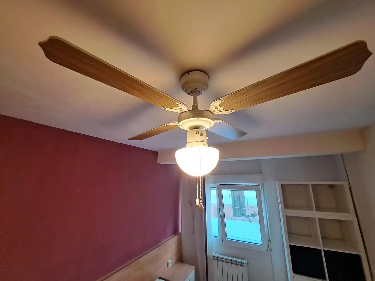 Bedroom of Flat for sale in Zaragoza  with Air Conditioner