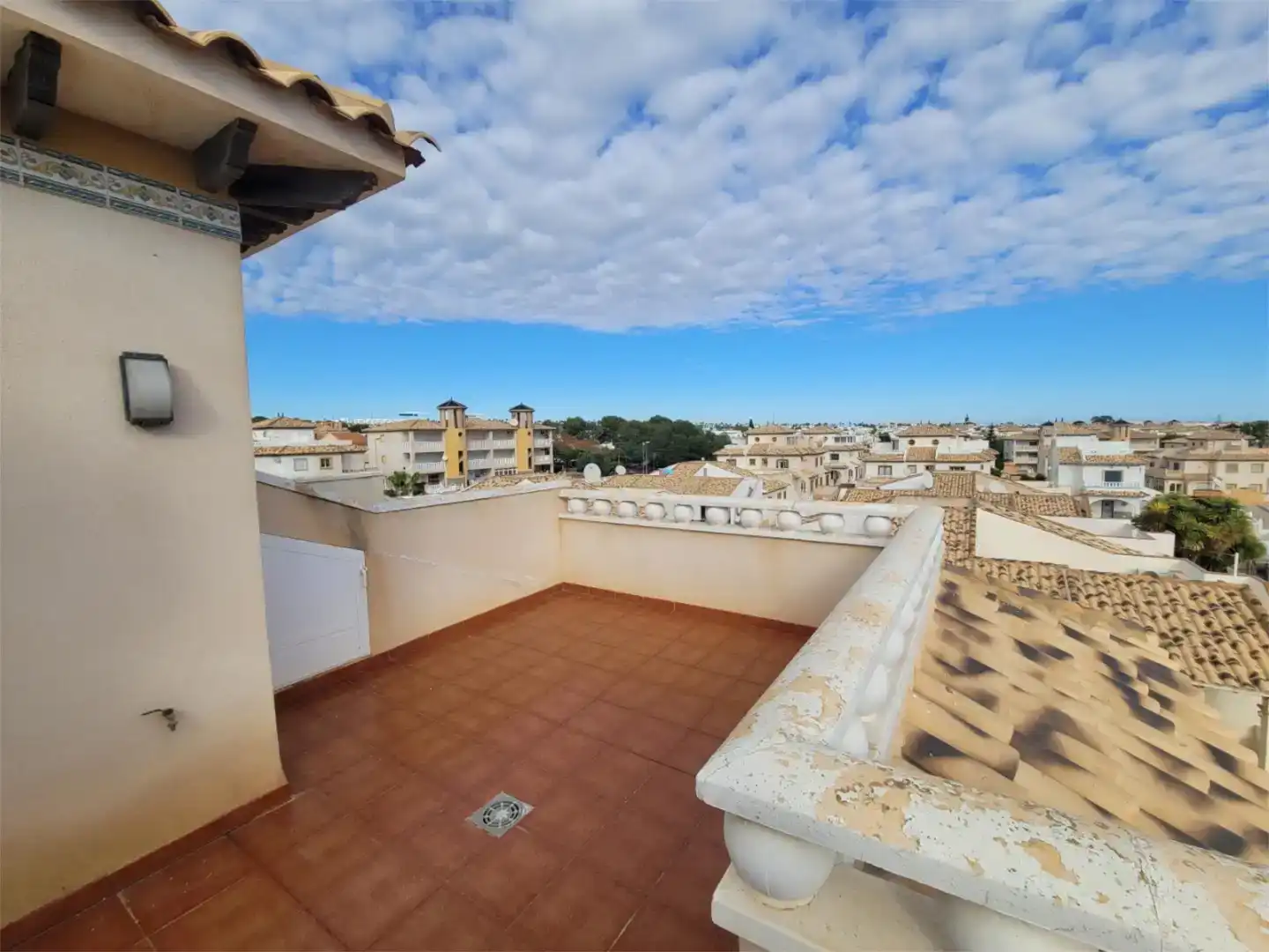 Terrassa de Casa adosada en venda en Orihuela amb Jardí privat, Traster i Moblat