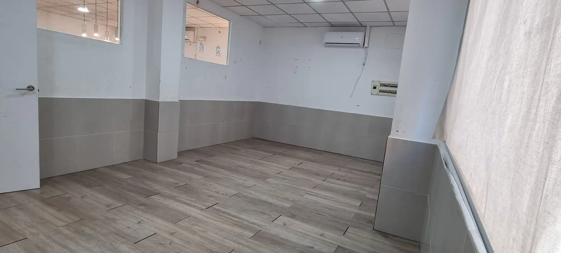 Business premises for sale in Calle Lago Blanco, imagen 34