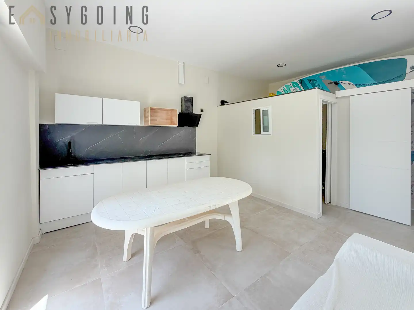Cocina de Estudio en venta en Santa Pola con Terraza y Horno
