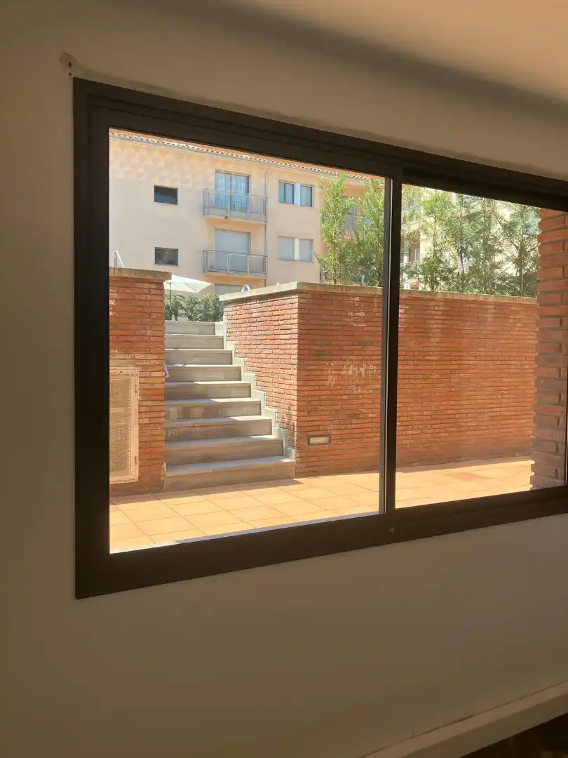 Büro zum Verkauf in Plaça Escultor Josep Clarà 7, imagen 16
