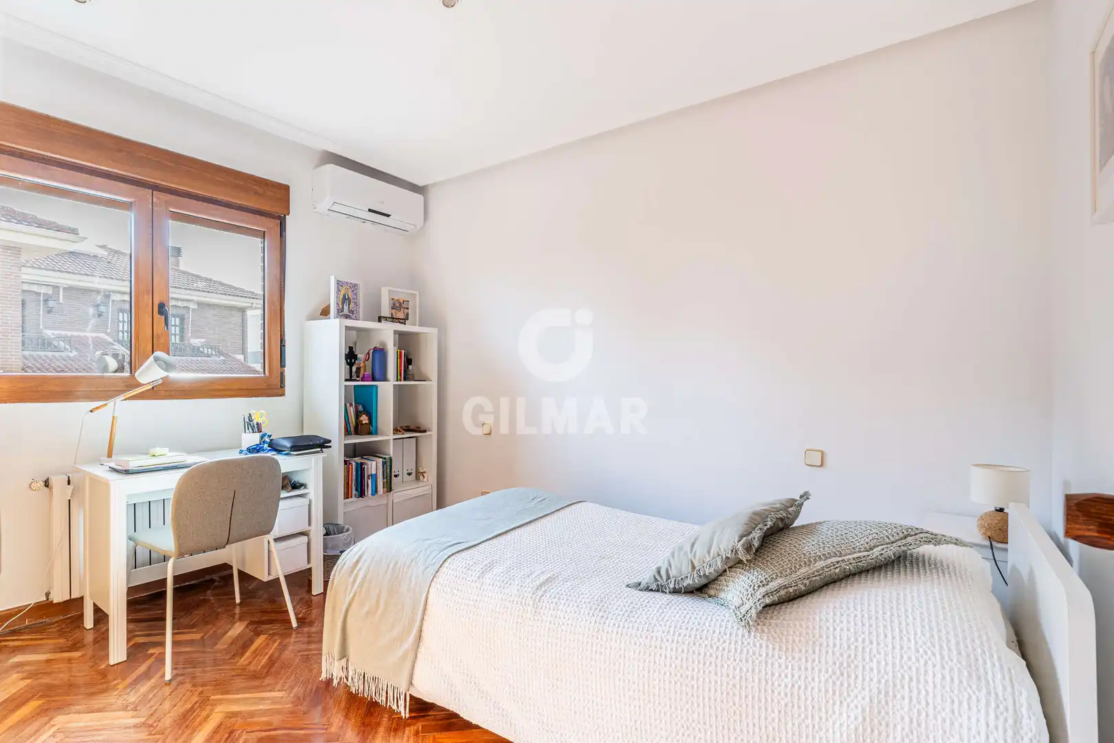 Habitación de Casa o chalet en venta en Pozuelo de Alarcón con Calefacción, Jardín privado y Piscina