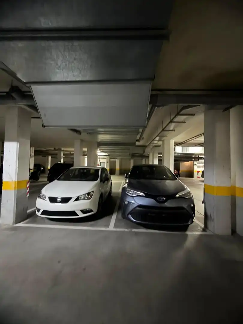 Parking de Piso en venta en Madrid con Aire acondicionado, Calefacción y Trastero