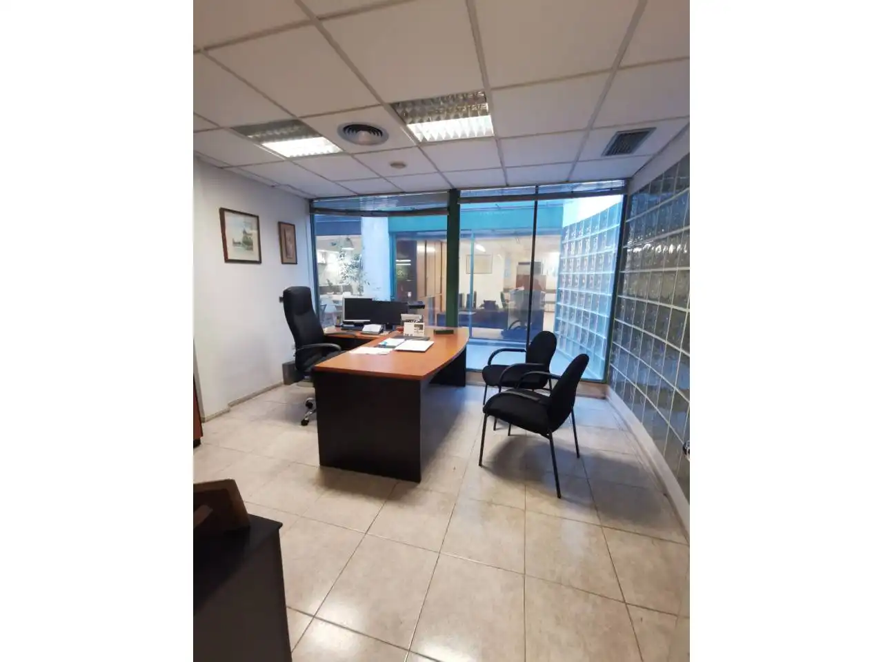 Oficina amb ascensor en venda a Calle ramon turro
