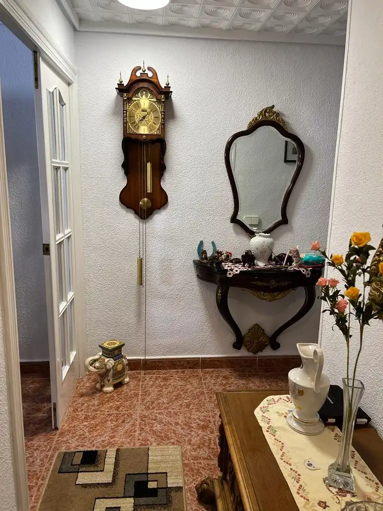 Bathroom of Flat for sale in Torrevieja  with Terrace, Furnished and Oven