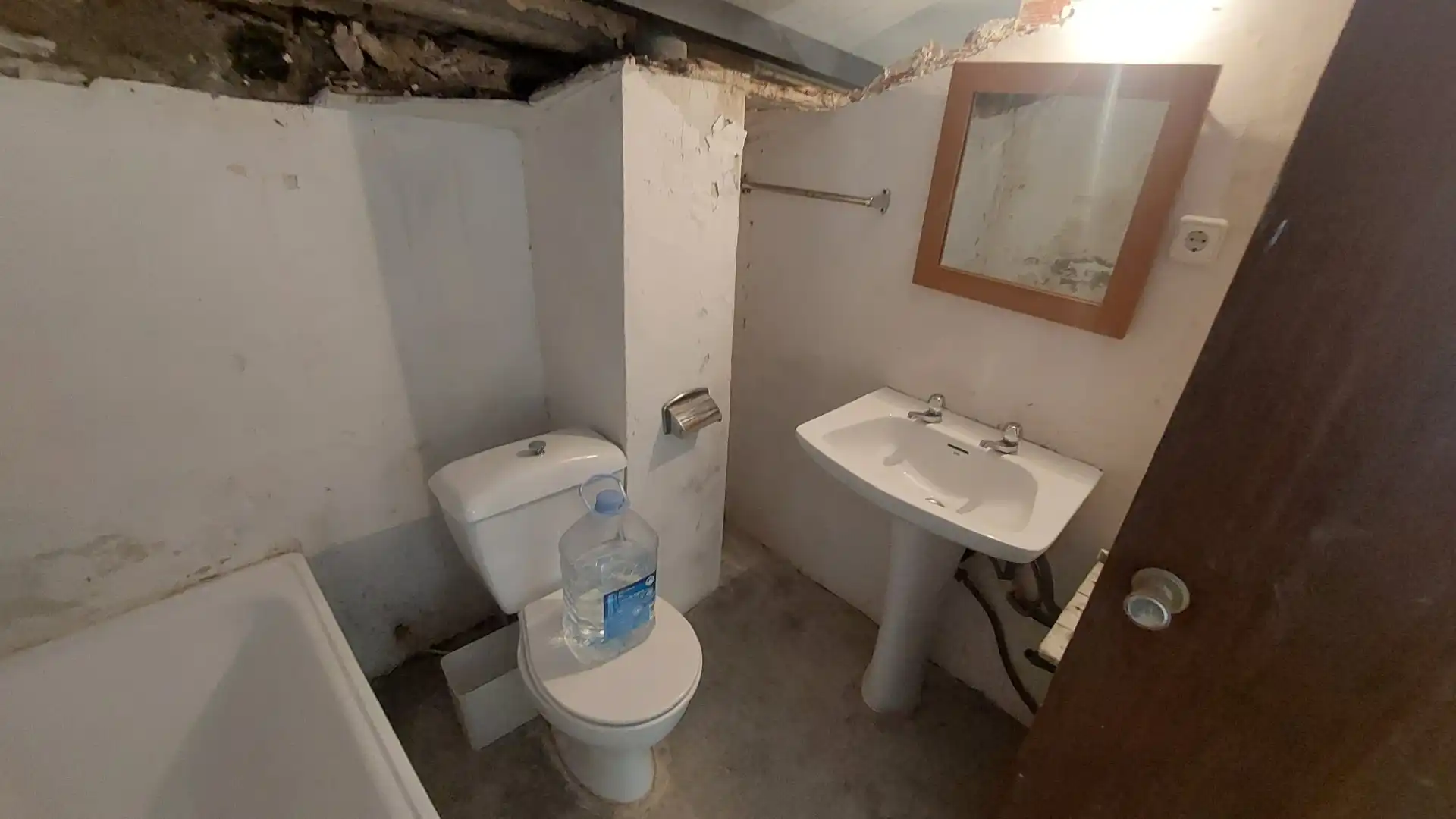 Baño de Casa o chalet en venta en Mirabel con Amueblado