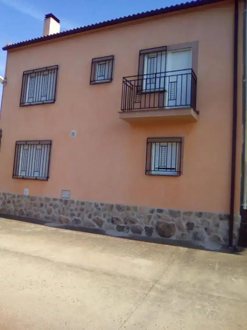 Vista exterior de Casa adosada en venta en Martiago con Trastero y Amueblado