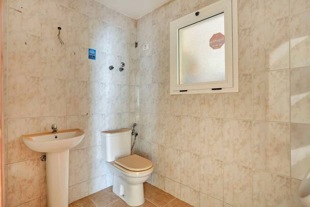 Local comercial en Alquiler en JUAN DE BETHENCOURT en Fabelo