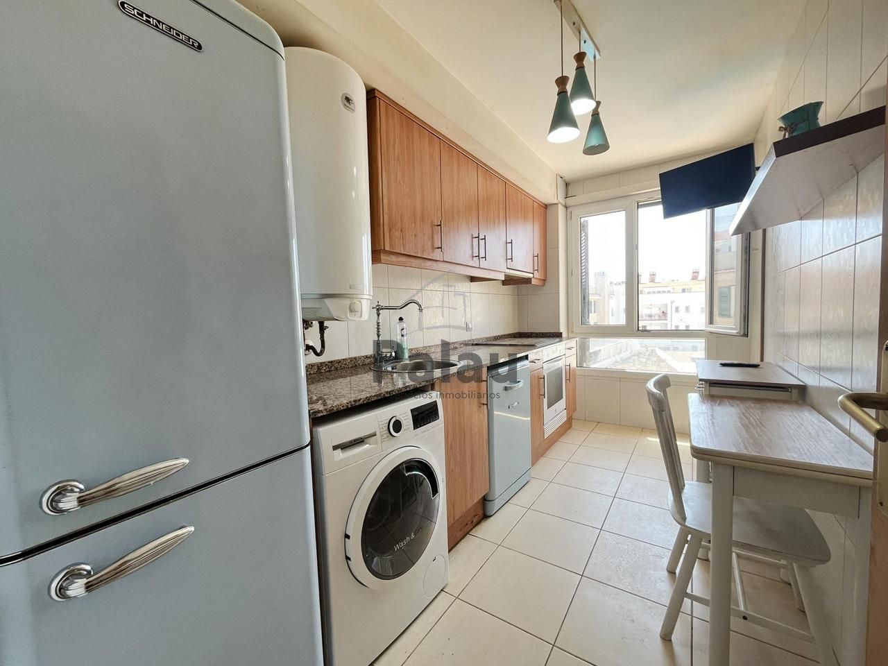 Cuina de Pis en venda en Ciutadella de Menorca amb Aire condicionat, Terrassa i Traster