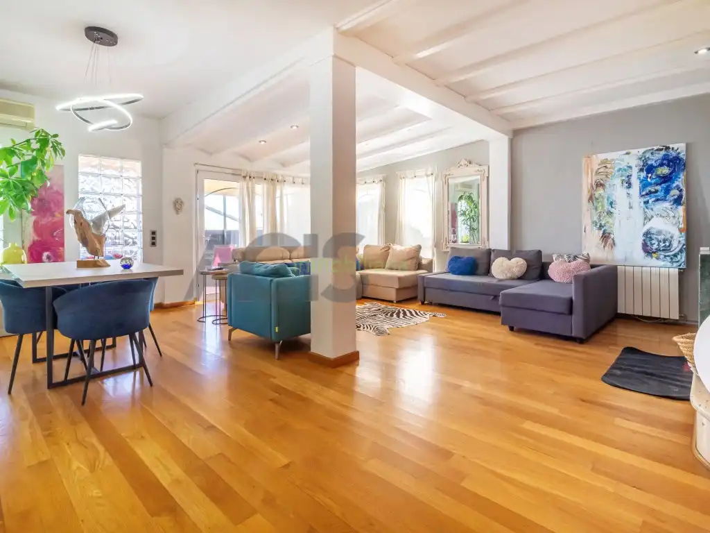 Sala d'estar de Casa o xalet en venda en Carlet amb Aire condicionat, Calefacció i Jardí privat