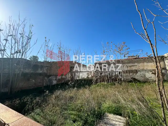 Wohnbaugrundstück zum Verkauf in Calle Miralrío, imagen 4