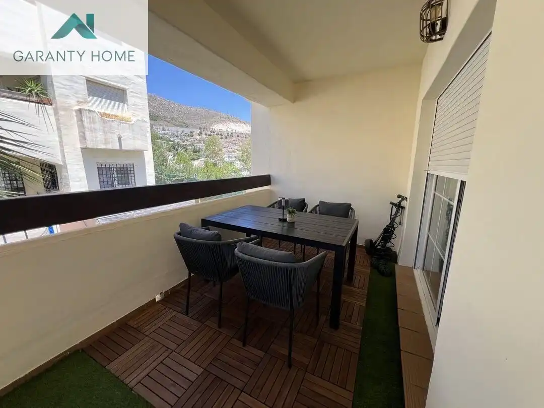 Terrasse von Wohnung zur Miete in Benalmádena mit Klimaanlage, Privatgarten und Terrasse