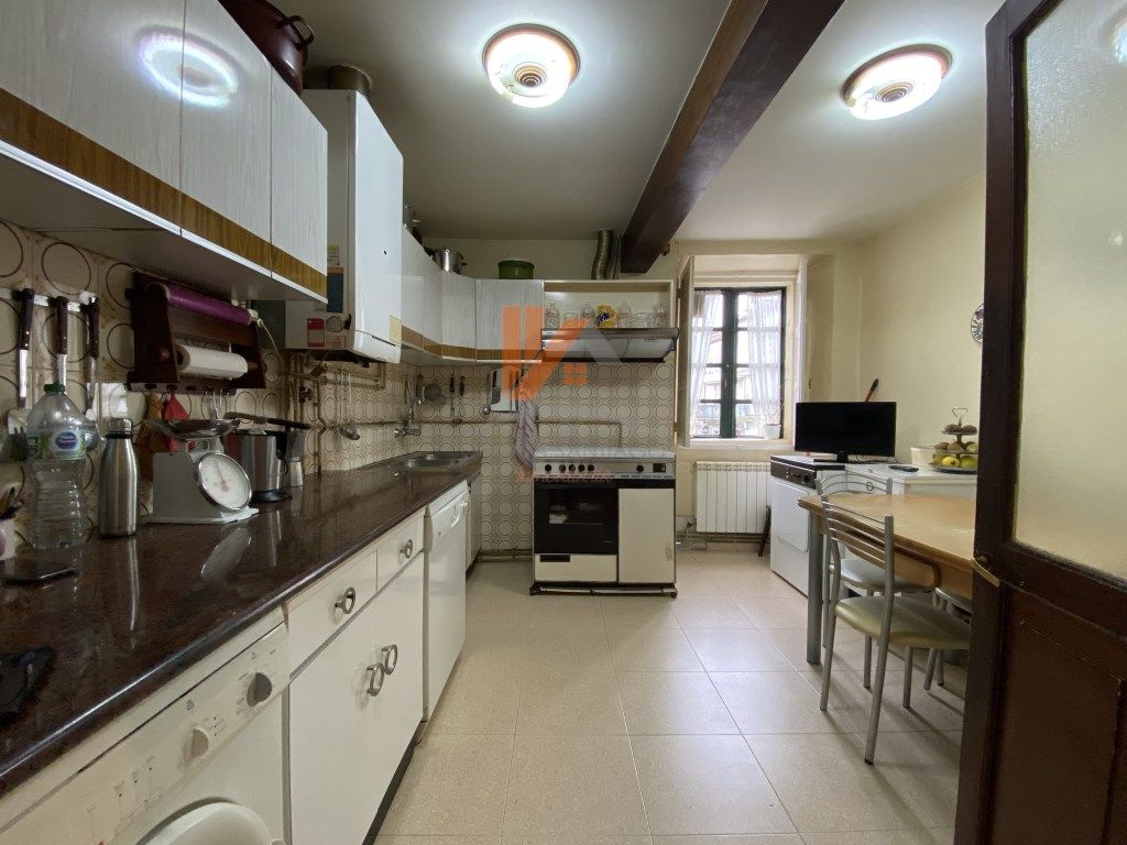 Kitchen of House or chalet for sale in Santiago de Compostela 