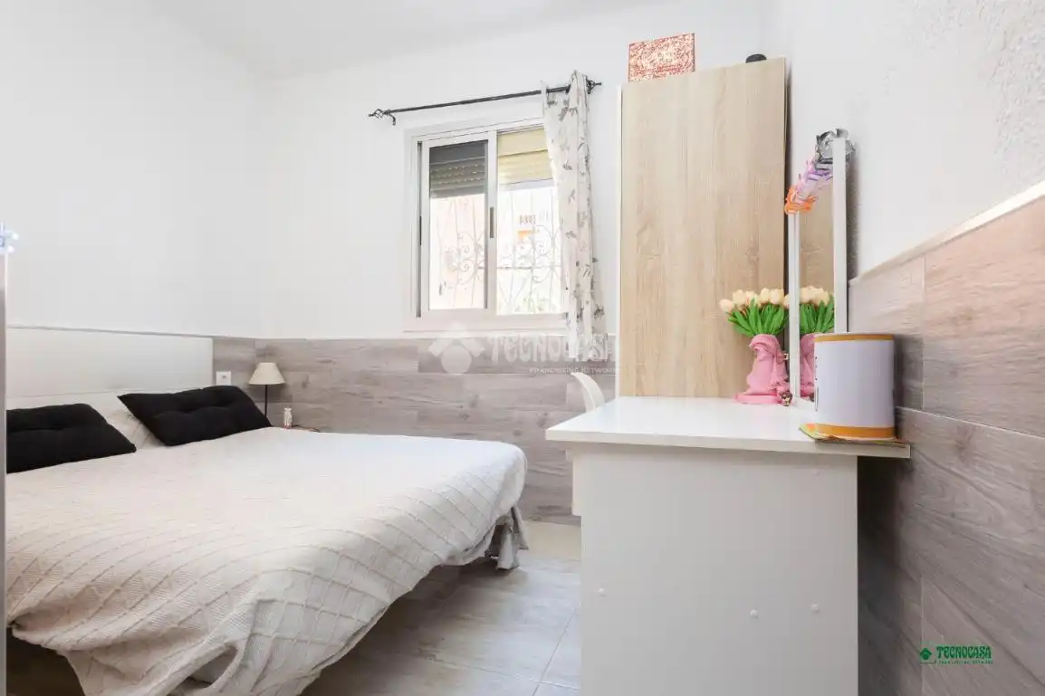 Habitación de Piso en venta en Almería
