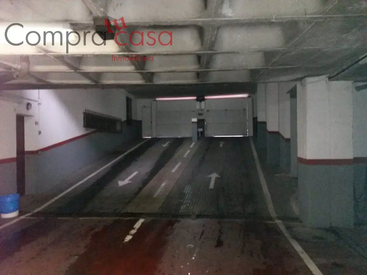 Aparcament en venda a Calle CURTIDORES