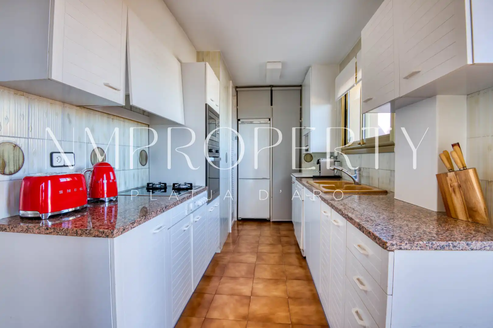 Cocina de Ático de alquiler en Sant Feliu de Guíxols con Aire acondicionado, Terraza y Piscina