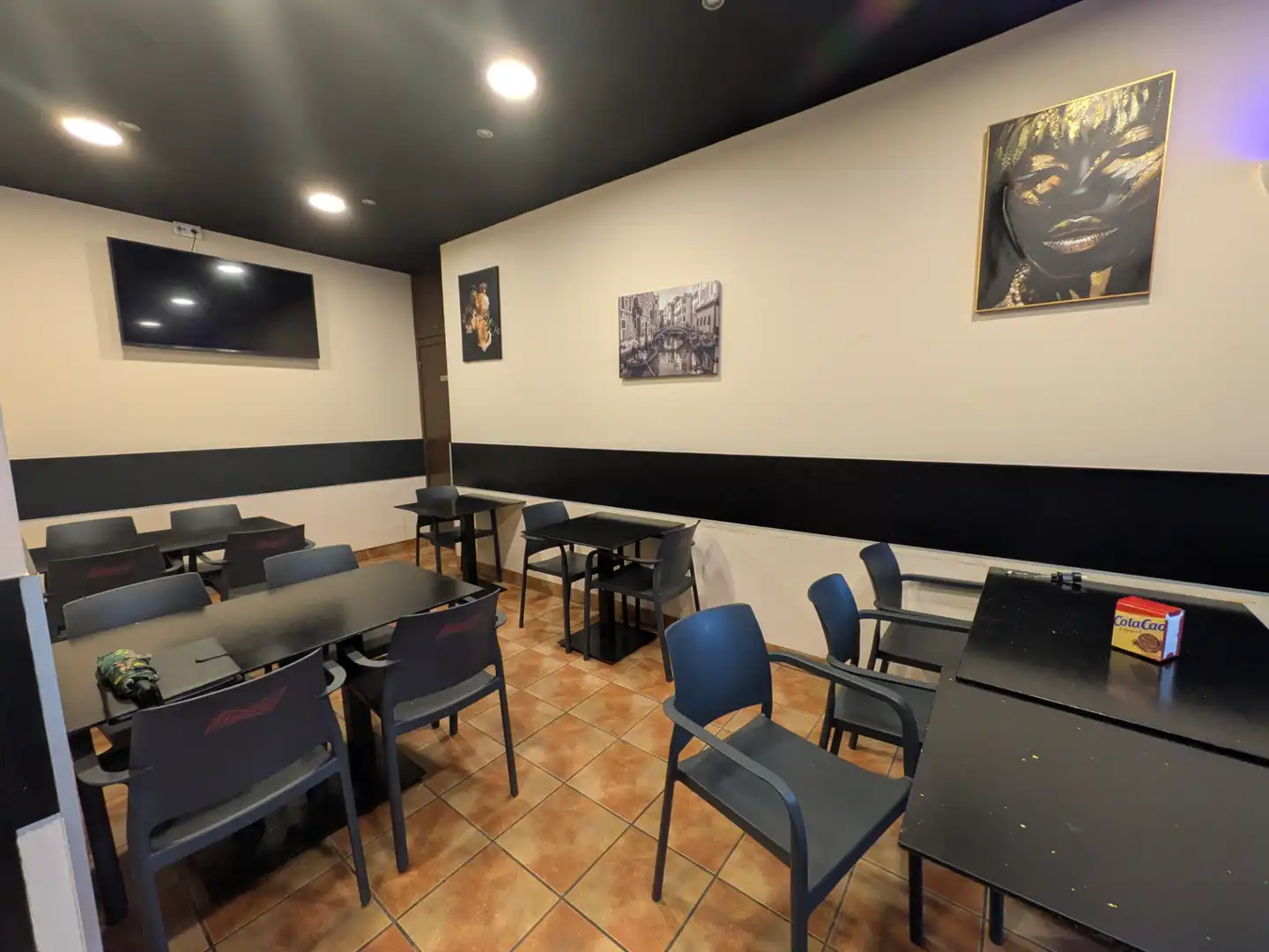 Local comercial en traspàs a Avinguda del Segle XXI, imagen 2