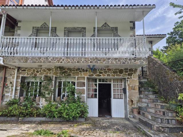 Casa-chalet en Venta en A Peroxa