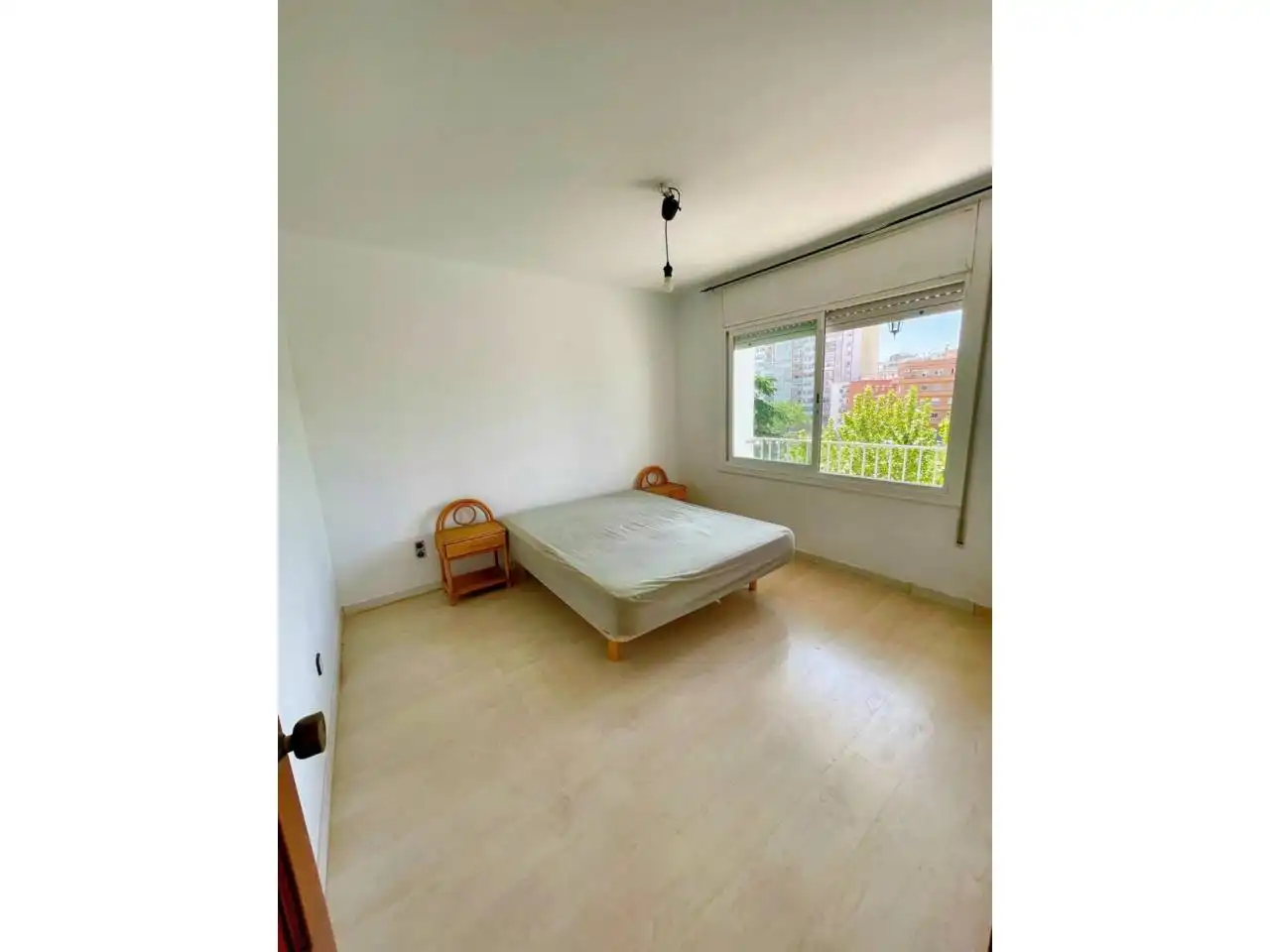 Schlafzimmer von Wohnung zum Verkauf in Cerdanyola del Vallès mit Heizung, Parkett und Balkon