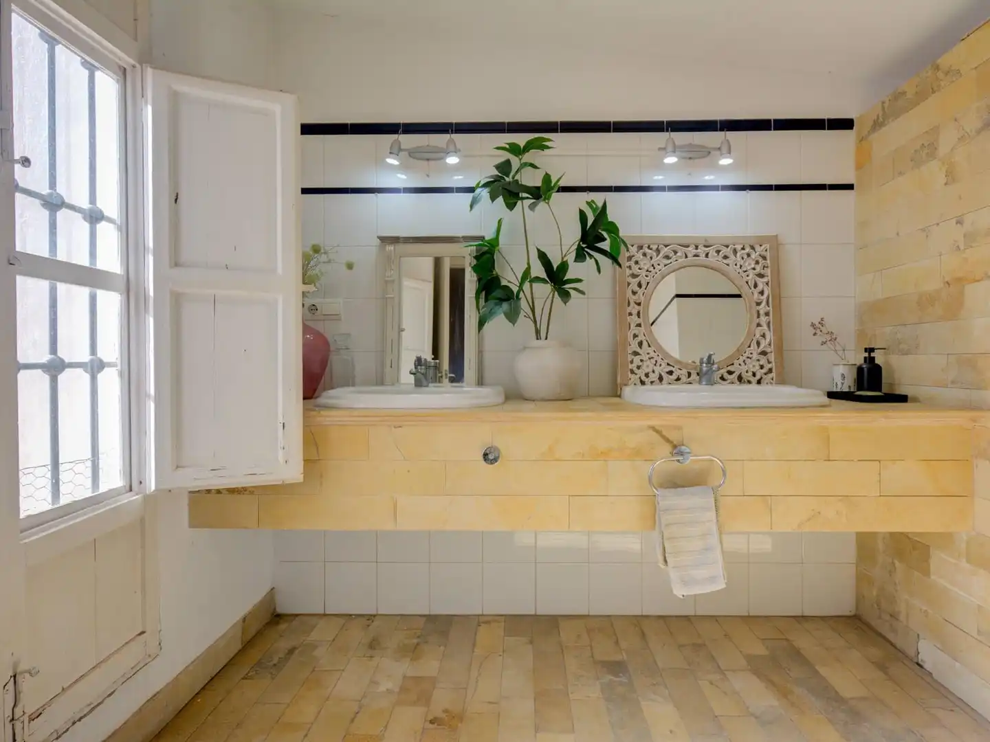 Baño de Casa o chalet en venta en Elche / Elx con Calefacción, Jardín privado y Terraza