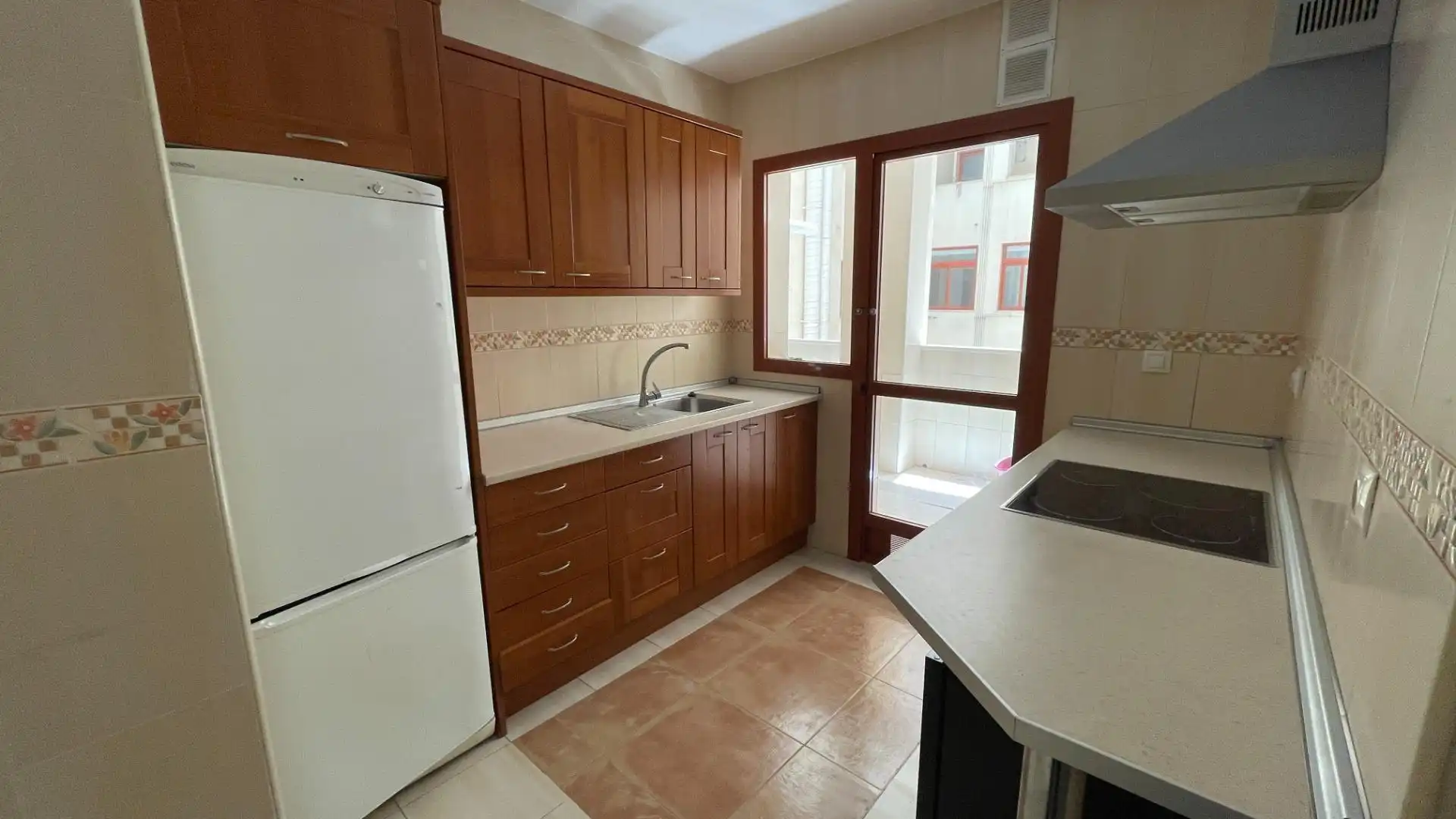 Flat for sale in LUIS PORTERO, El Tejar - Hacienda Bizcochero