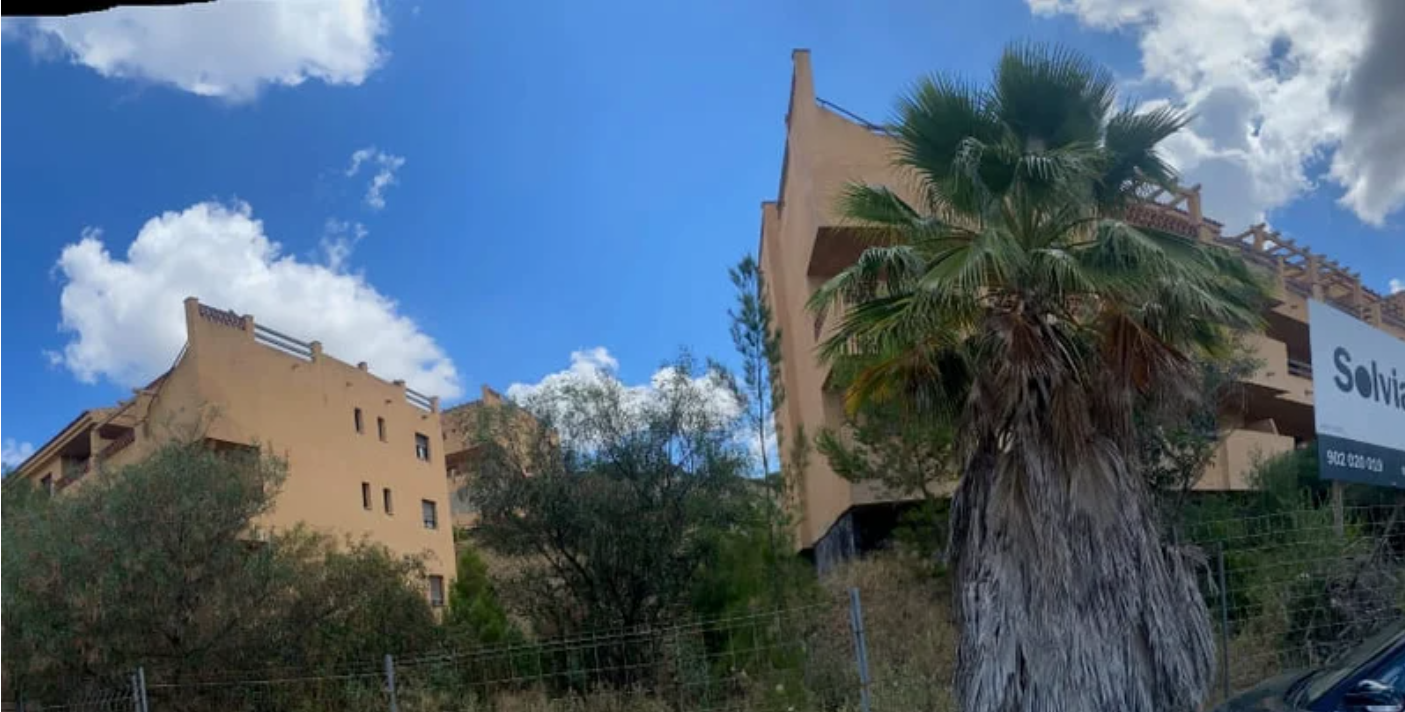 Vista exterior de Edifici en venda en Jerez de la Frontera